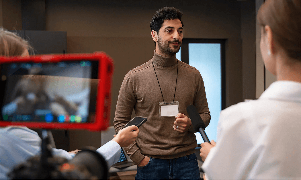 Learn And Interact Live with industry Experts